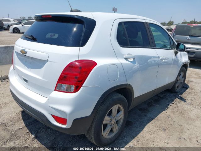 KL7CJKSB3MB340240 Chevrolet Trax Fwd Ls