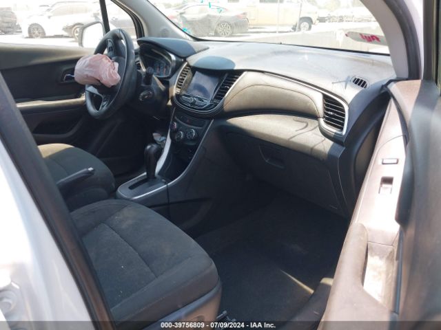 KL7CJKSB3MB340240 Chevrolet Trax Fwd Ls