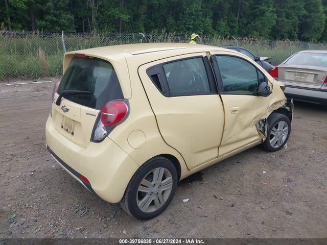 Chevrolet Spark Ls Auto 2014 KL8CB6S98EC488084 Image 4