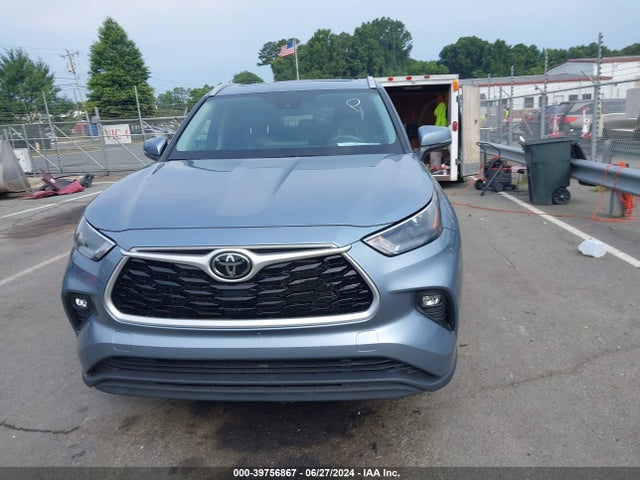 Toyota Highlander Xle 2022 5TDGZRBH8NS192364 Image 12