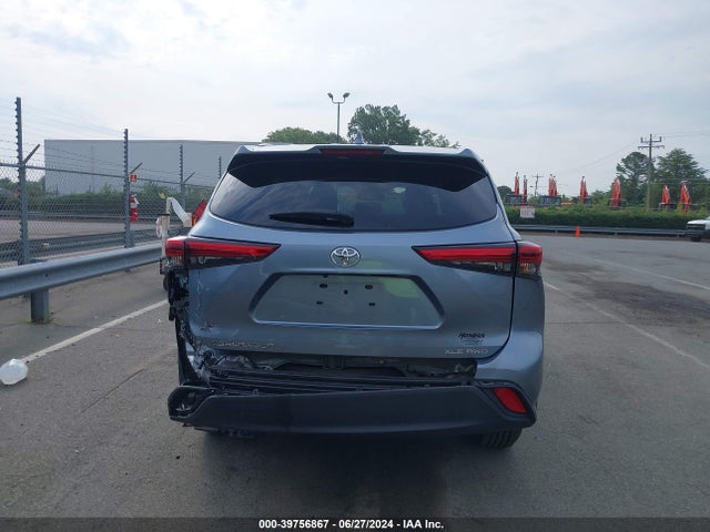 Toyota Highlander Xle 2022 5TDGZRBH8NS192364 Image 16