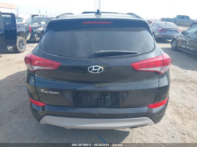 KM8J33A28JU835430 Hyundai Tucson Value