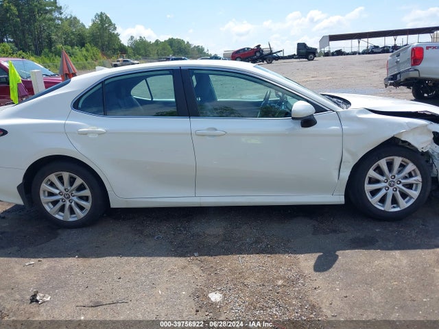 Toyota CAMRY LE 2019 4T1B11HKXKU849092 Image 14