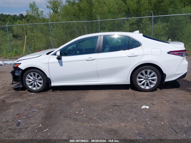 Toyota CAMRY LE 2019 4T1B11HKXKU849092 Image 15