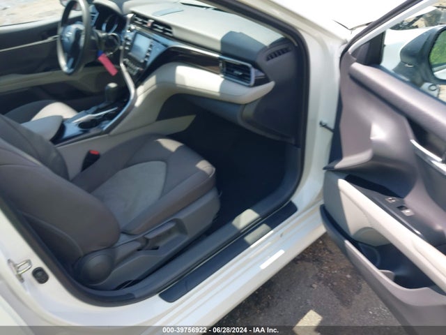 Toyota CAMRY LE 2019 4T1B11HKXKU849092 Image 5