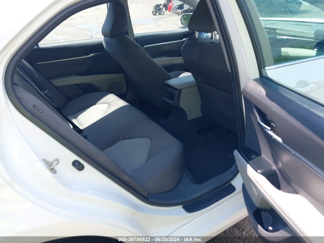Toyota CAMRY LE 2019 4T1B11HKXKU849092 Image 8