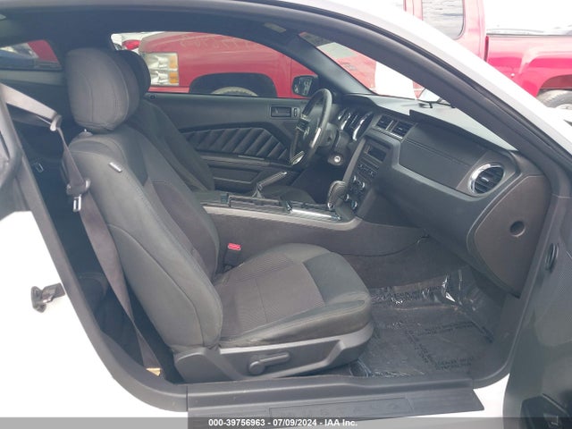 Ford Mustang V6 2014 1ZVBP8AM2E5262291 Image 5