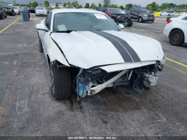 1FA6P8AM8F5311960 Ford Mustang V6