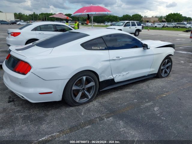 1FA6P8AM8F5311960 Ford Mustang V6