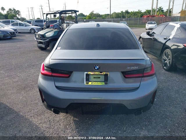 BMW 3 Series 330i 2024 3MW69FF04R8D80437 Image 16