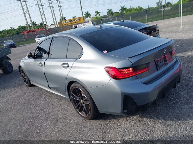 3MW69FF04R8D80437 BMW 3 Series 330i