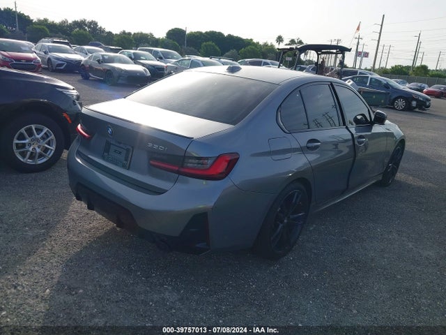 3MW69FF04R8D80437 BMW 3 Series 330i