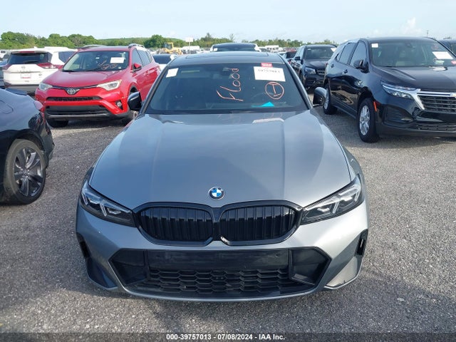 3MW69FF04R8D80437 BMW 3 Series 330i