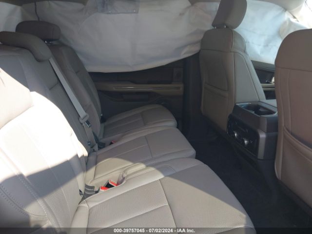 1FMJU1JT8JEA65606 Ford Expedition Xlt