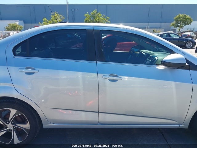 Chevrolet Sonic Premier Auto 2017 1G1JF5SB2H4126128 Image 14