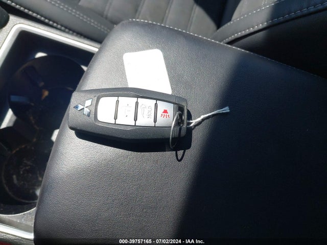 2022 MITSUBISHI OUTLANDER JA4J4UA87NZ083928 Photo 10