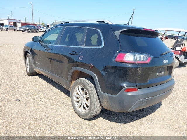 1C4PJLCB3KD325747 Jeep Cherokee Latitude Fwd