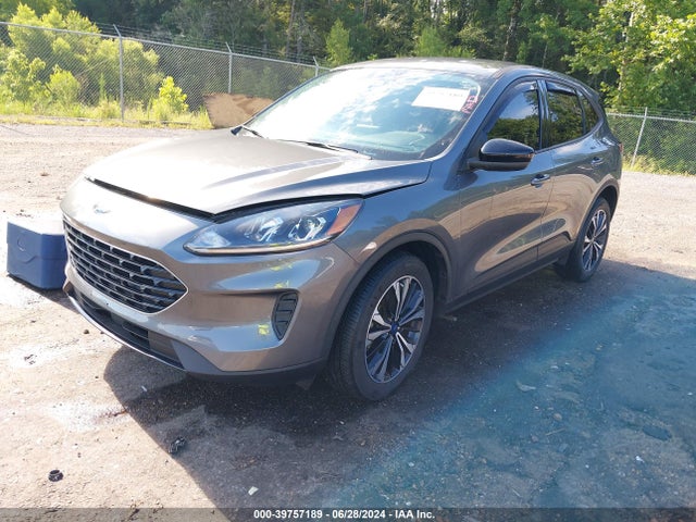 Ford ESCAPE SE 2021 1FMCU9G68MUA28185 Image 2