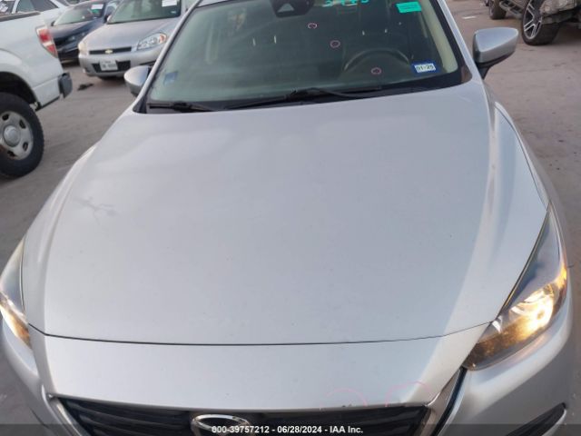 3MZBN1L33JM267084 Mazda Mazda3 Touring
