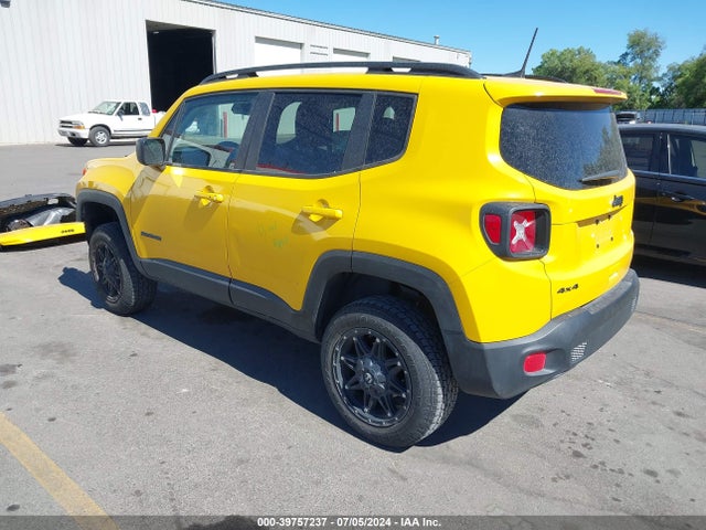 ZACCJBAB5JPH72091 Jeep Renegade Upland Edition 4x4