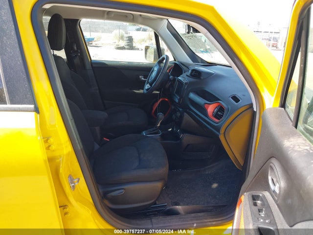 ZACCJBAB5JPH72091 Jeep Renegade Upland Edition 4x4