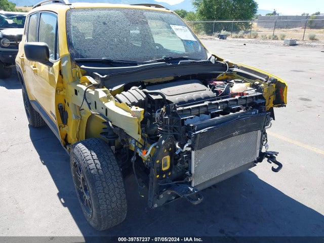 ZACCJBAB5JPH72091 Jeep Renegade Upland Edition 4x4