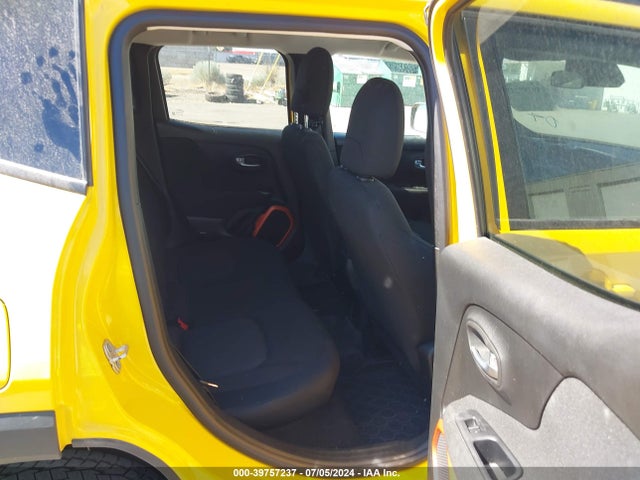 ZACCJBAB5JPH72091 Jeep Renegade Upland Edition 4x4