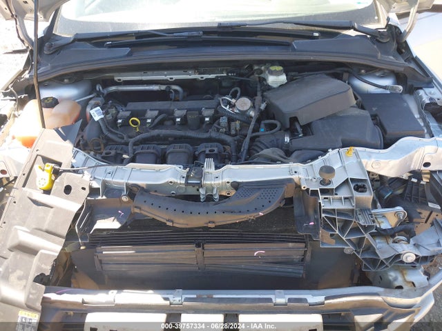 Ford FOCUS SE 2017 1FADP3F29HL220910 Image 10