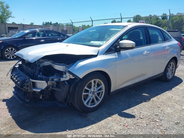 Ford FOCUS SE 2017 1FADP3F29HL220910 Image 2
