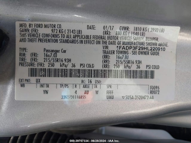 Ford FOCUS SE 2017 1FADP3F29HL220910 Image 9