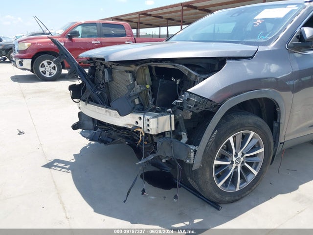 Toyota Highlander Xle 2019 5TDKZRFH1KS571934 Image 12