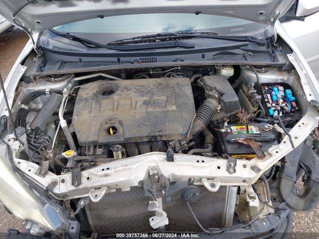Toyota COROLLA LE 2015 5YFBURHE6FP220338 Image 10