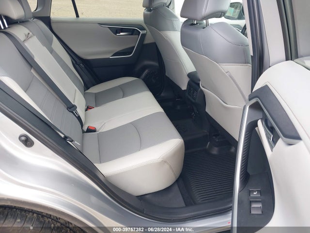 Toyota Rav4 Limited 2019 2T3N1RFV1KW039382 Image 8