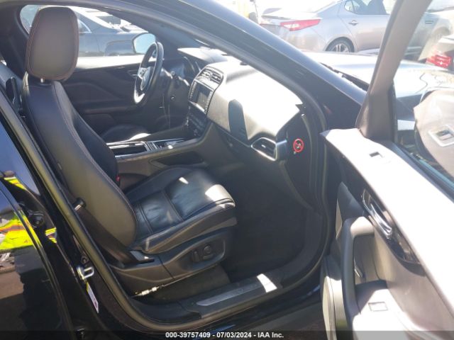 2018 JAGUAR F-PACE SADCK2FN5JA288961 Photo 4