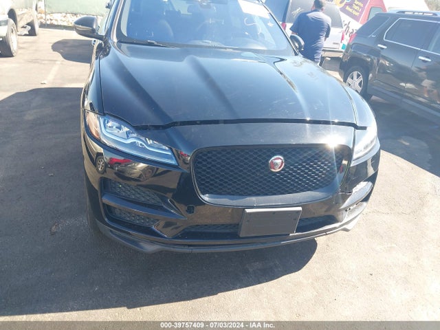 2018 JAGUAR F-PACE SADCK2FN5JA288961 Photo 5