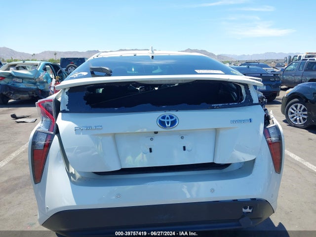 Toyota Prius Two 2017 JTDKBRFU0H3049226 Image 16