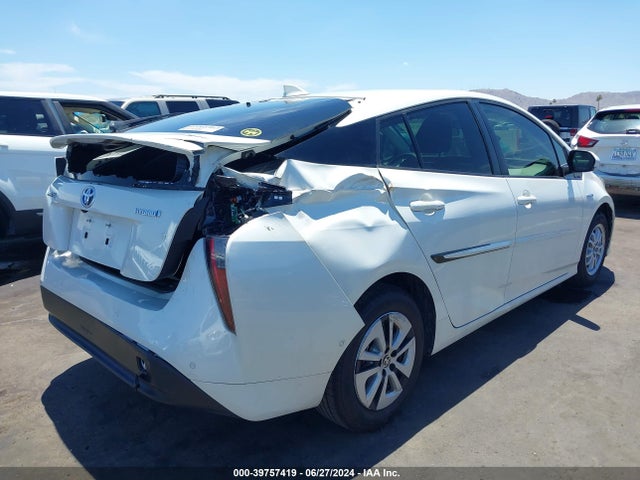Toyota Prius Two 2017 JTDKBRFU0H3049226 Image 4