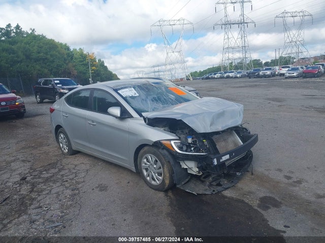2018 5NPD74LF5JH401858 main image