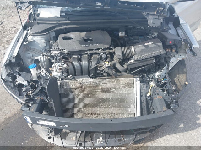 Hyundai ELANTRA SE 2018 5NPD74LF5JH401858 Image 10