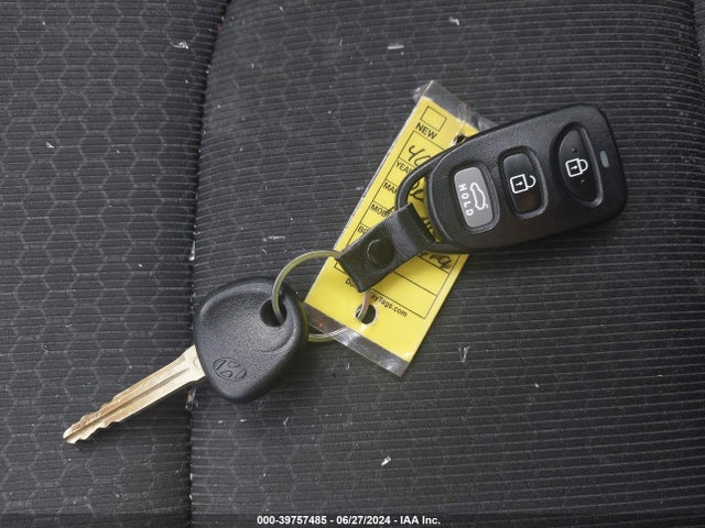 Hyundai ELANTRA SE 2018 5NPD74LF5JH401858 Image 11