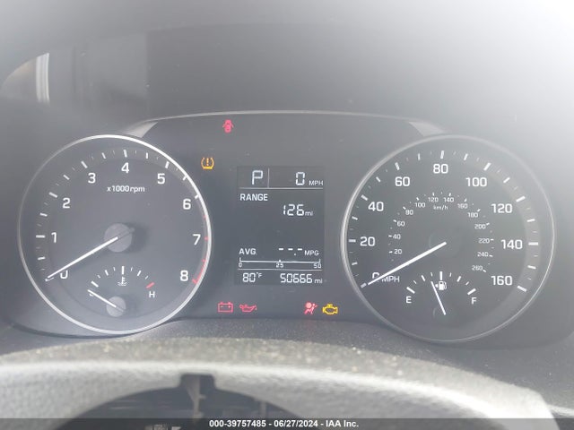 Hyundai ELANTRA SE 2018 5NPD74LF5JH401858 Image 7