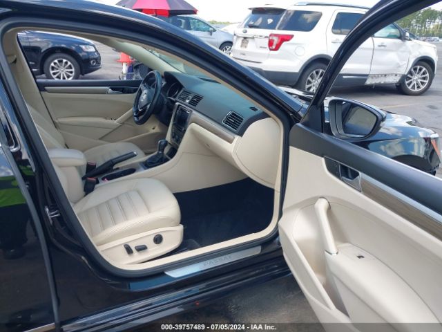 1VWCS7A36GC035477 Volkswagen Passat 1.8t Sel Premium