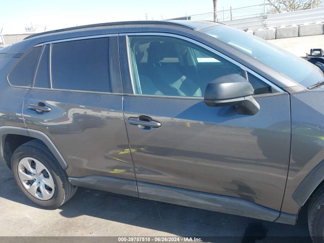 Toyota RAV4 LE 2019 2T3H1RFV0KC031644 Image 13