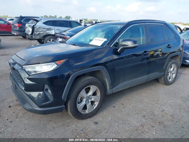 Toyota Rav4 Xle 2020 2T3W1RFV1LW073537 Image 2