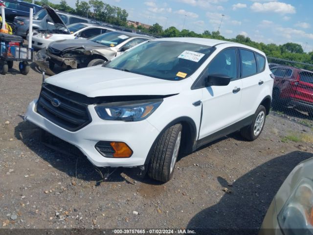 1FMCU0F79JUC27053 Ford ESCAPE S