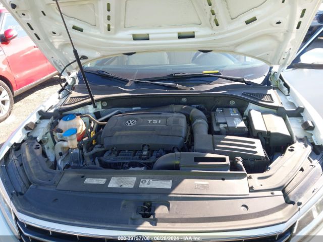 1VWBT7A39HC074154 Volkswagen Passat 1.8t Se