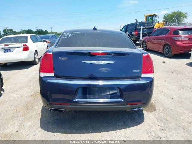 Chrysler 300 Anniversary Edition 2016 2C3CCAAG5GH261432 Image 16