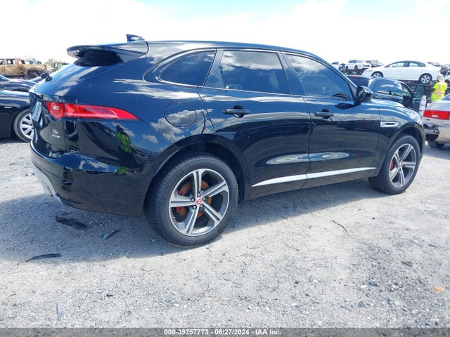 2017 JAGUAR F-PACE SADCM2BV0HA093540 Photo 3