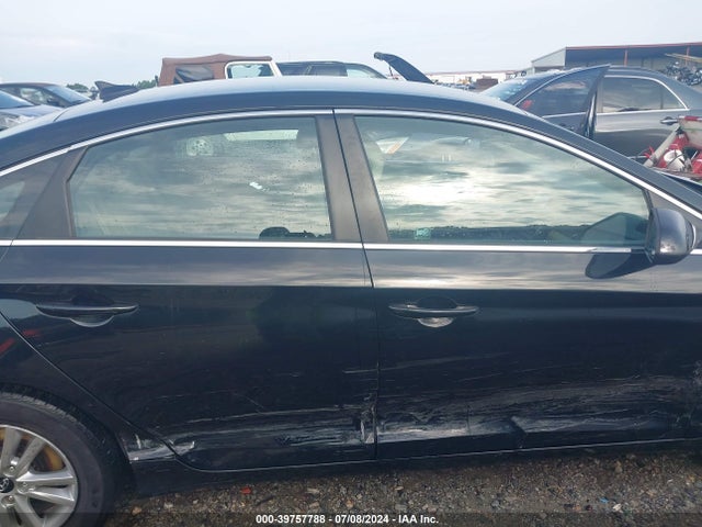 Hyundai SONATA SE 2016 5NPE24AF6GH311049 Image 13