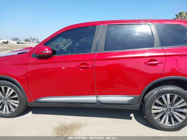 Mitsubishi Outlander Le/se/sel 2019 JA4AD3A38KZ028401 Image 14
